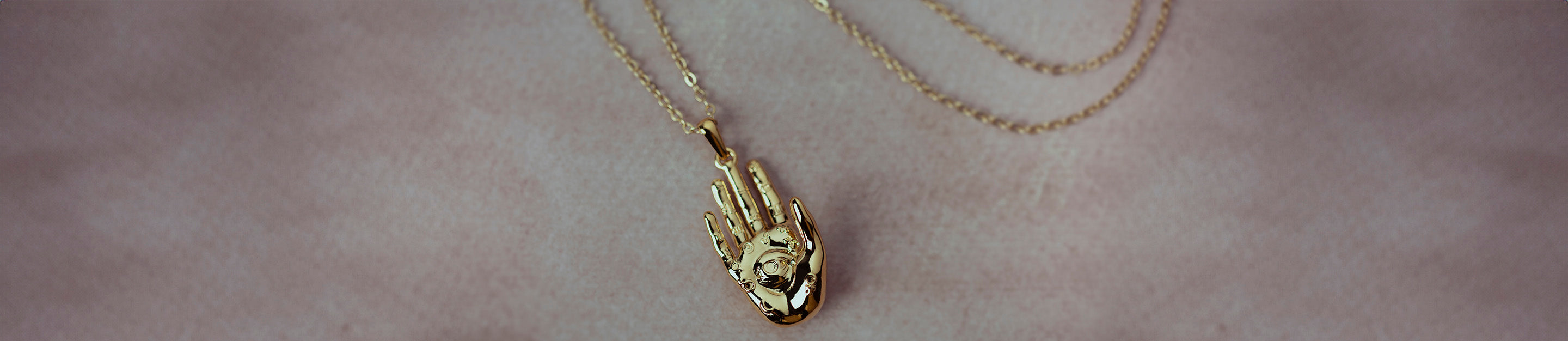 Colección Oniric | Joyas esotéricas y simbólicas – Santa Barbara 