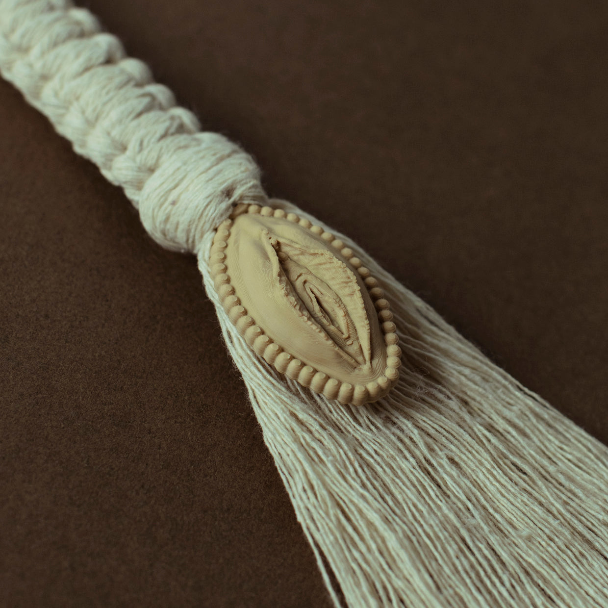 Llavero V Bold Macramé