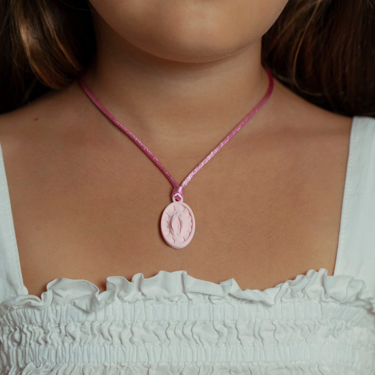 Collar Holy V Pure