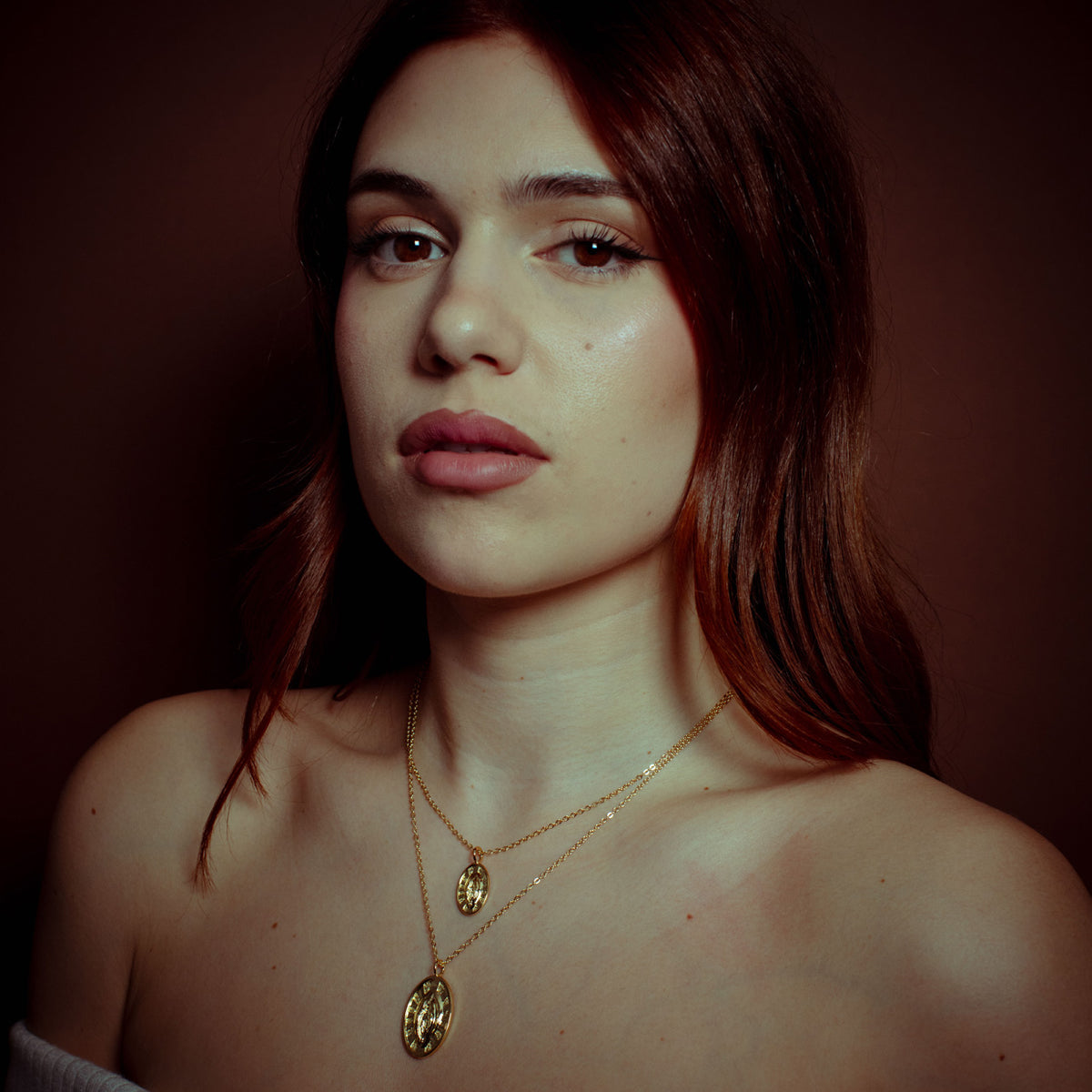 Collar Holy V Gold